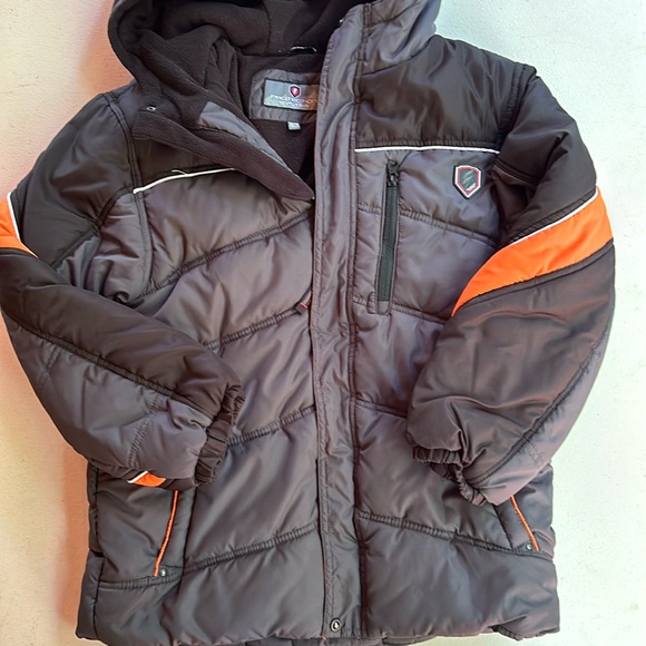 Rain Jacket like new. - Picture 3 of 8